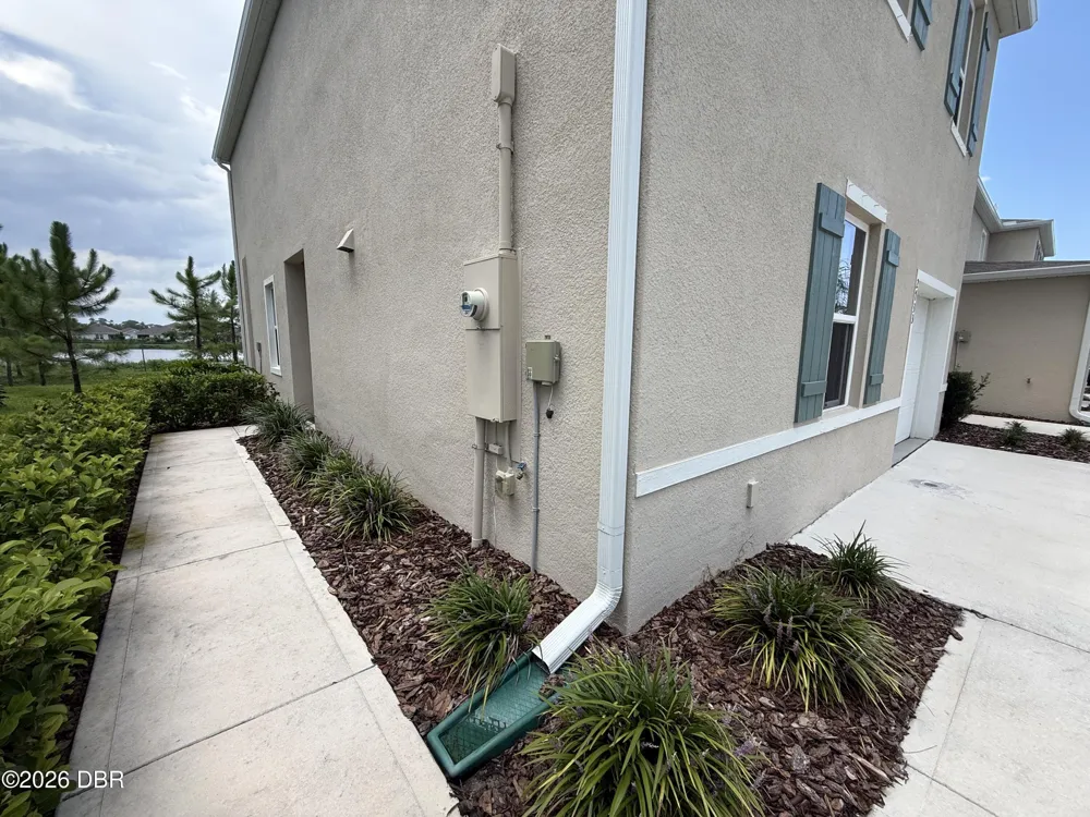 2733 Silver Canoe Drive Edgewater, FL 32141