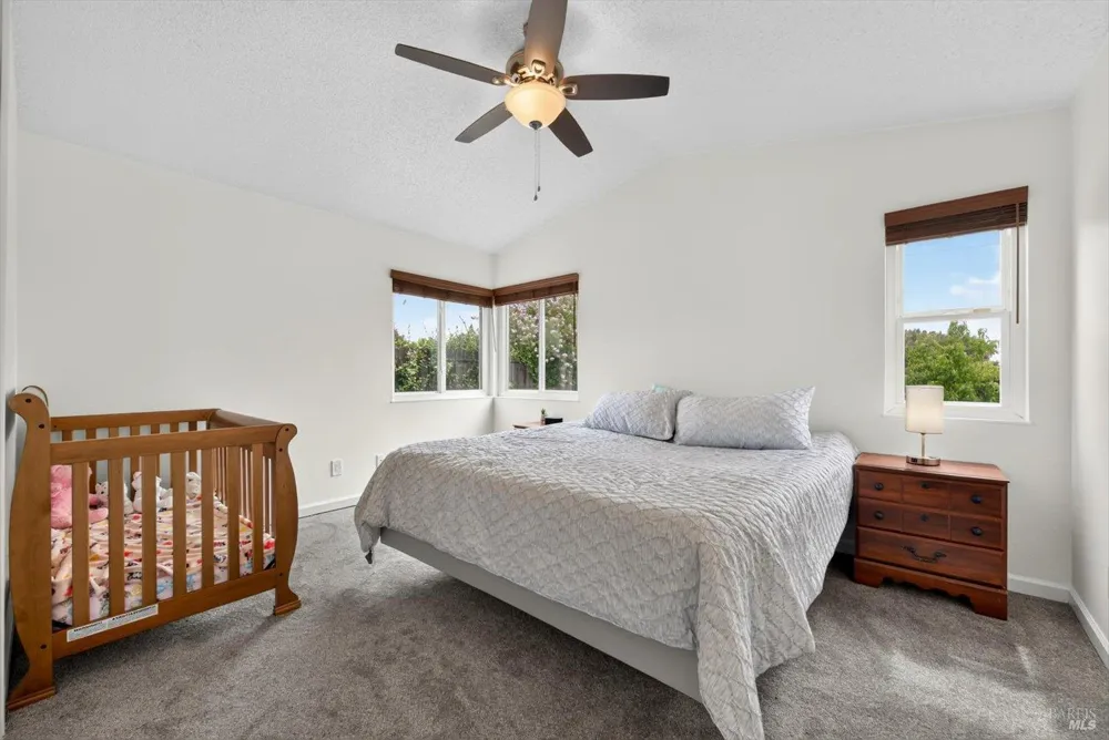 453 Shannon Drive Vacaville, CA 95688