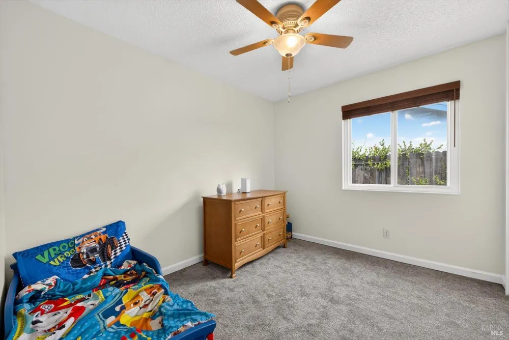 453 Shannon Drive Vacaville, CA 95688