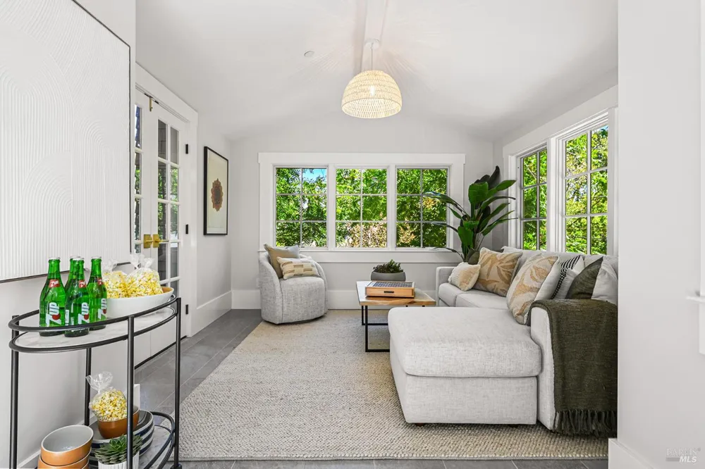 220 Laurel Avenue San Anselmo, CA 94960