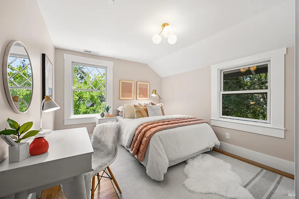 220 Laurel Avenue San Anselmo, CA 94960
