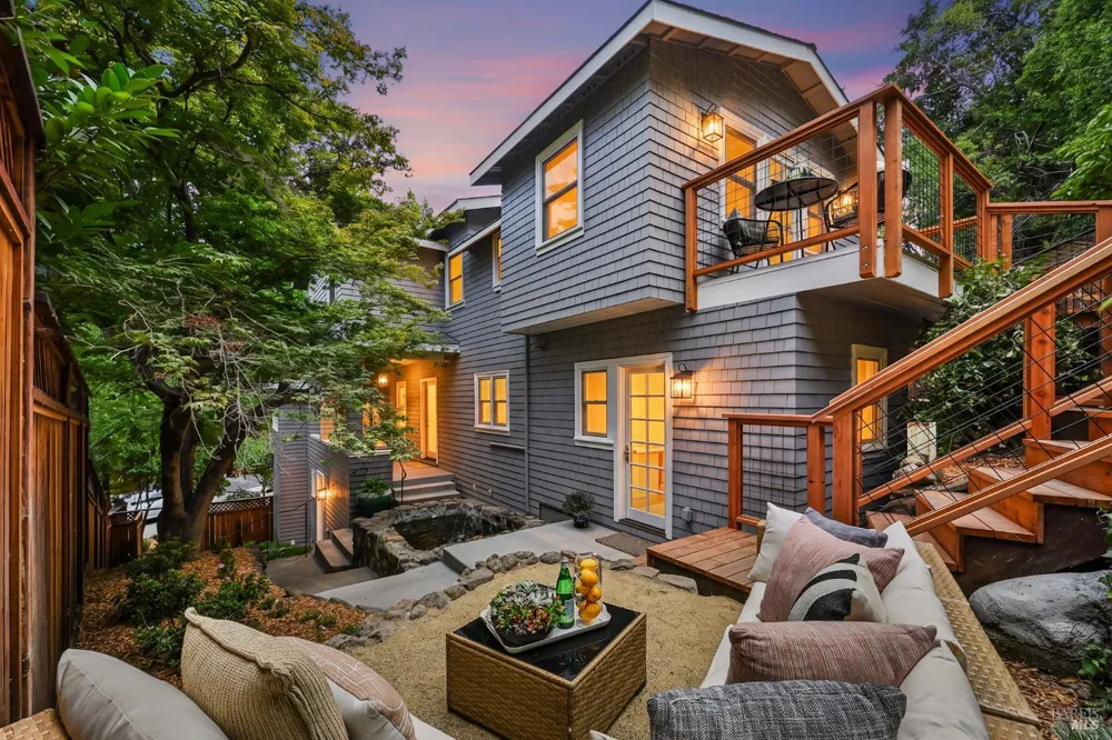 220 Laurel Avenue San Anselmo, CA 94960