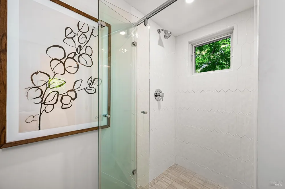 220 Laurel Avenue San Anselmo, CA 94960