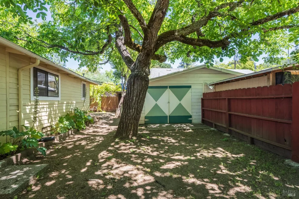 1406 Myrtle Street Calistoga, CA 94515