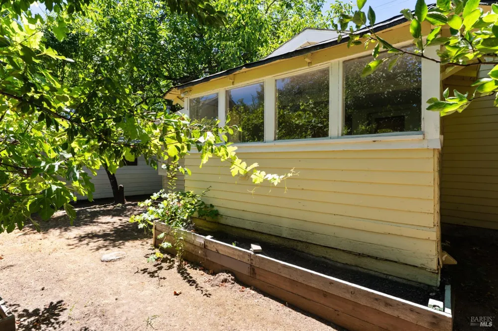 1406 Myrtle Street Calistoga, CA 94515