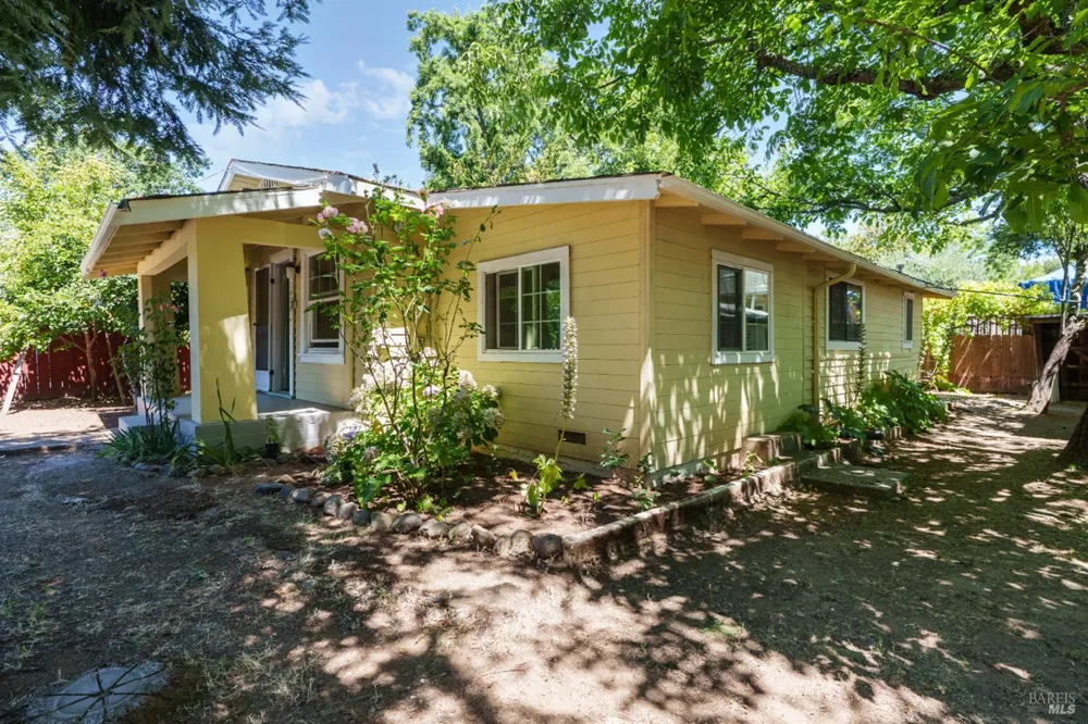 1406 Myrtle Street Calistoga, CA 94515