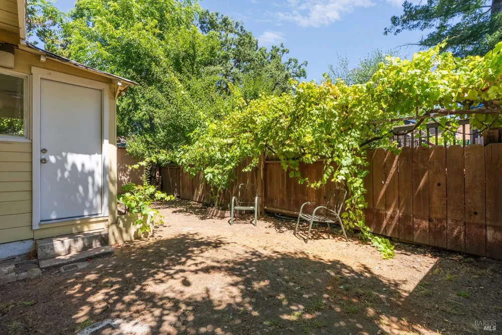 1406 Myrtle Street Calistoga, CA 94515