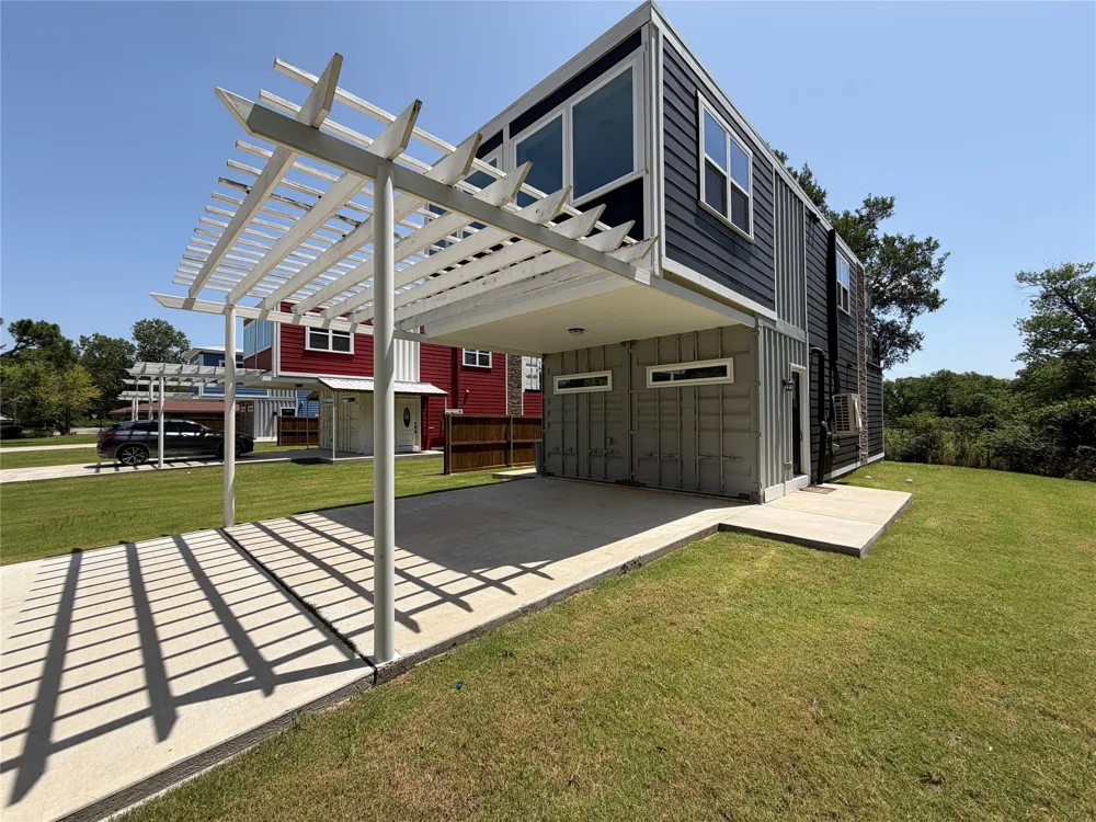 1232 Kennie Drive Commerce, TX 75428