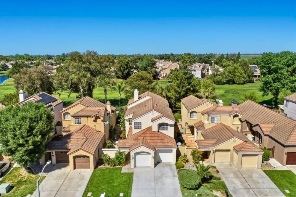 2595 Cherry Hills Drive Discovery Bay, CA 94505