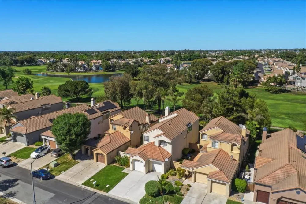 2595 Cherry Hills Drive Discovery Bay, CA 94505