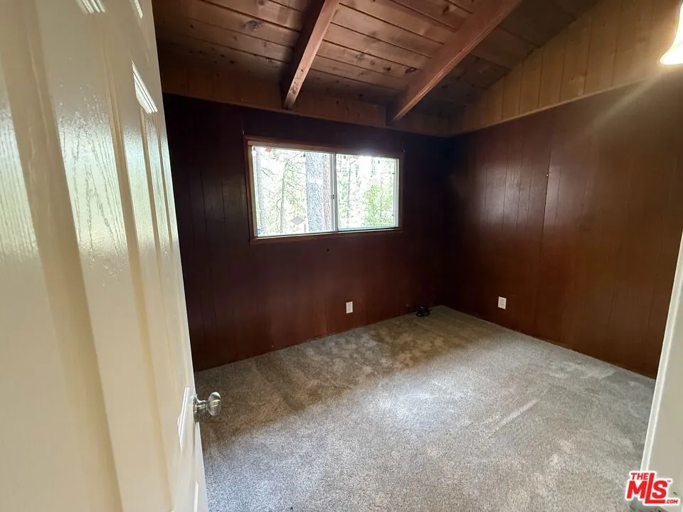 42995 Sunset Drive Big Bear, CA 92315