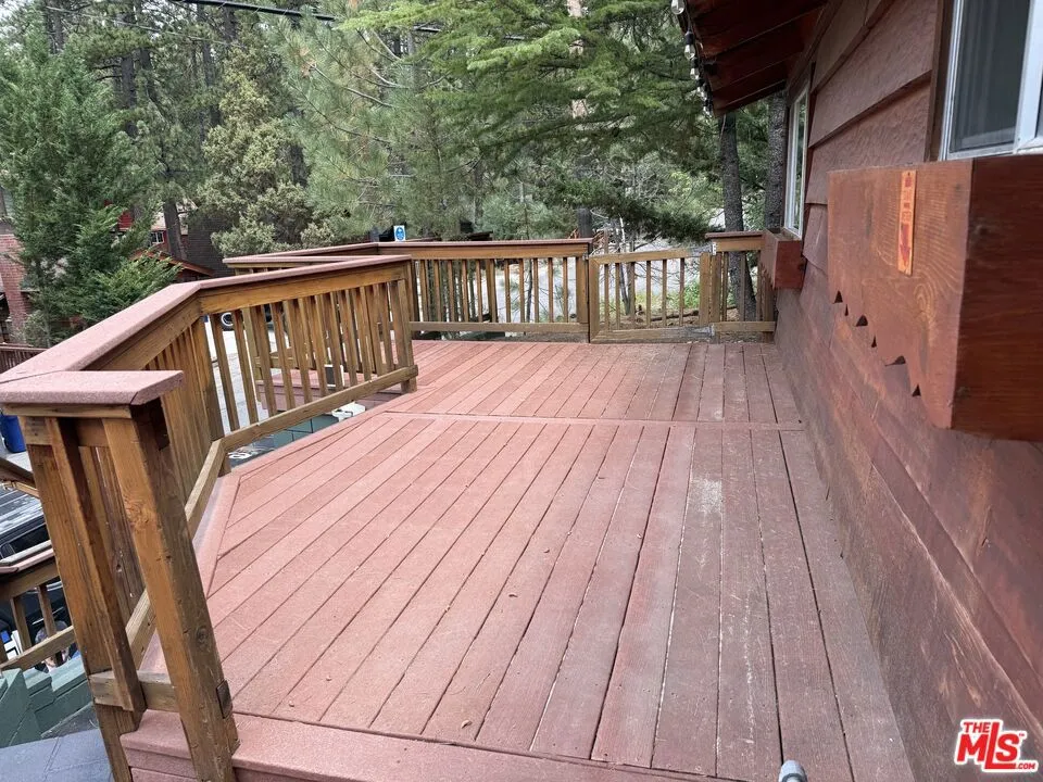 42995 Sunset Drive Big Bear, CA 92315