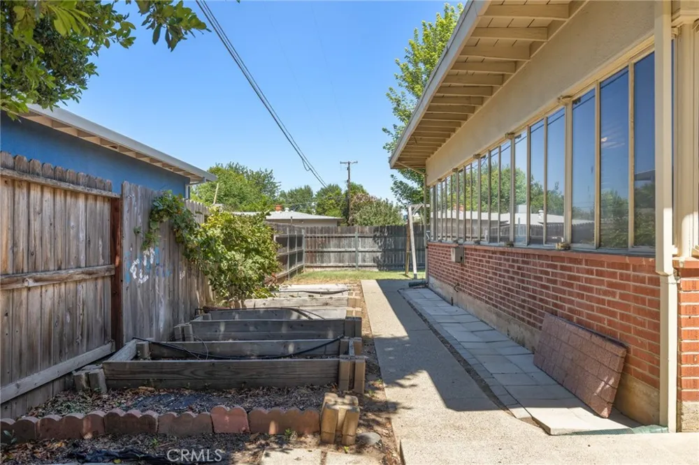 923 Moss Avenue Chico, CA 95926