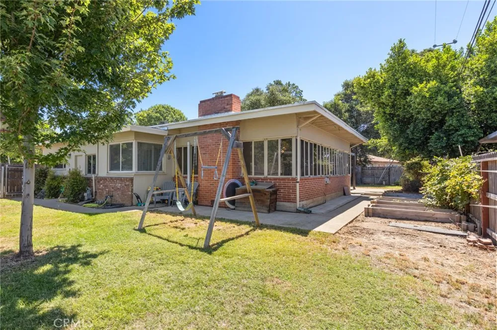 923 Moss Avenue Chico, CA 95926