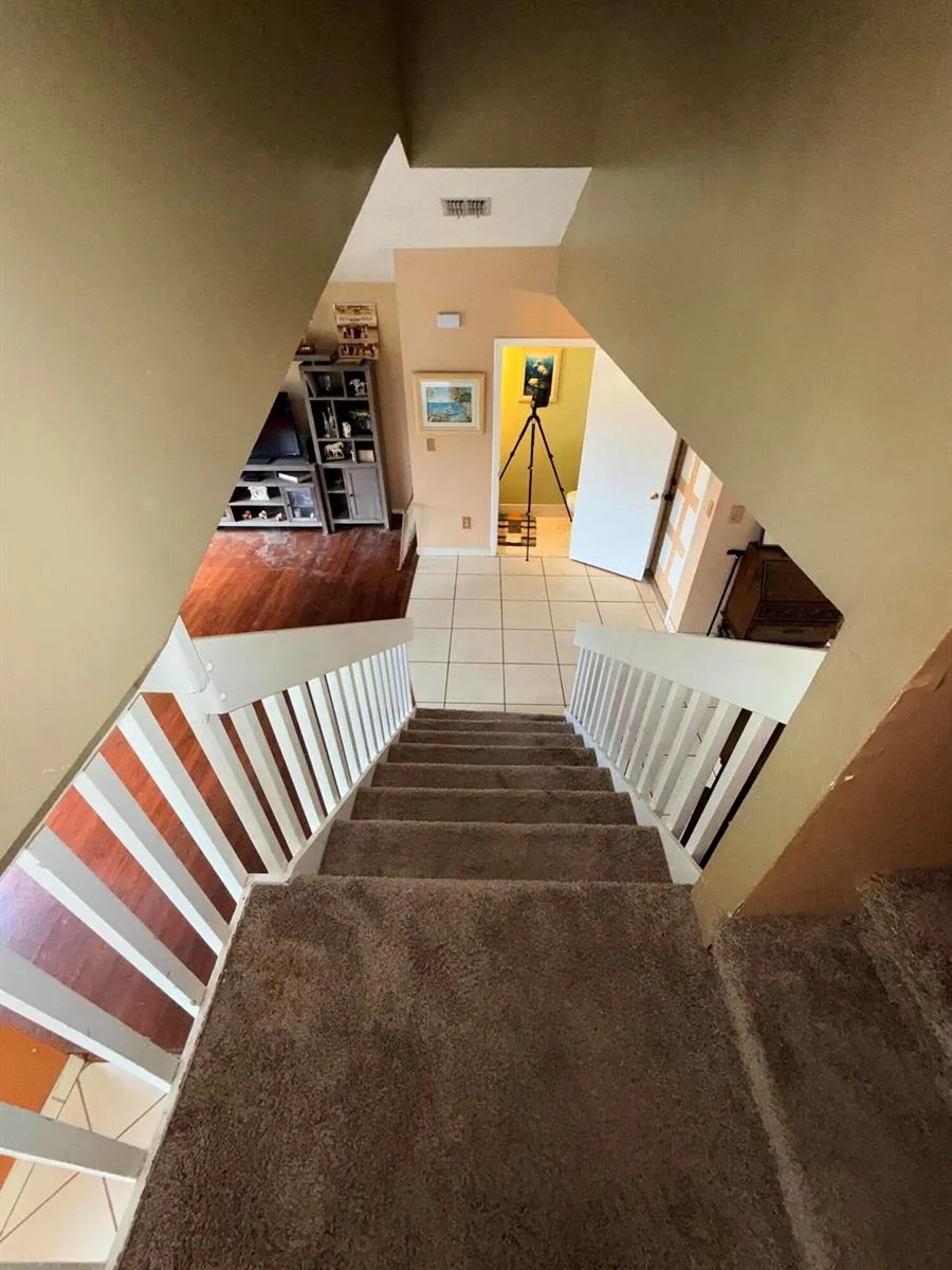 8870 Woodside Court Davie, FL 33328