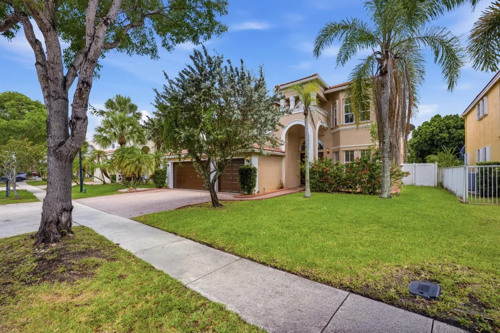 16918 SW 16th Street Pembroke Pines, FL 33027