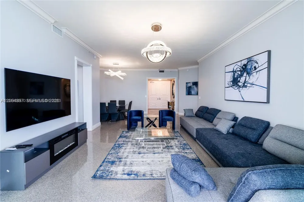 16051 Collins Ave #2402 Sunny Isles Beach, FL 33160