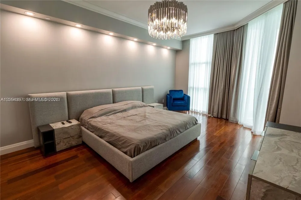 16051 Collins Ave #2402 Sunny Isles Beach, FL 33160