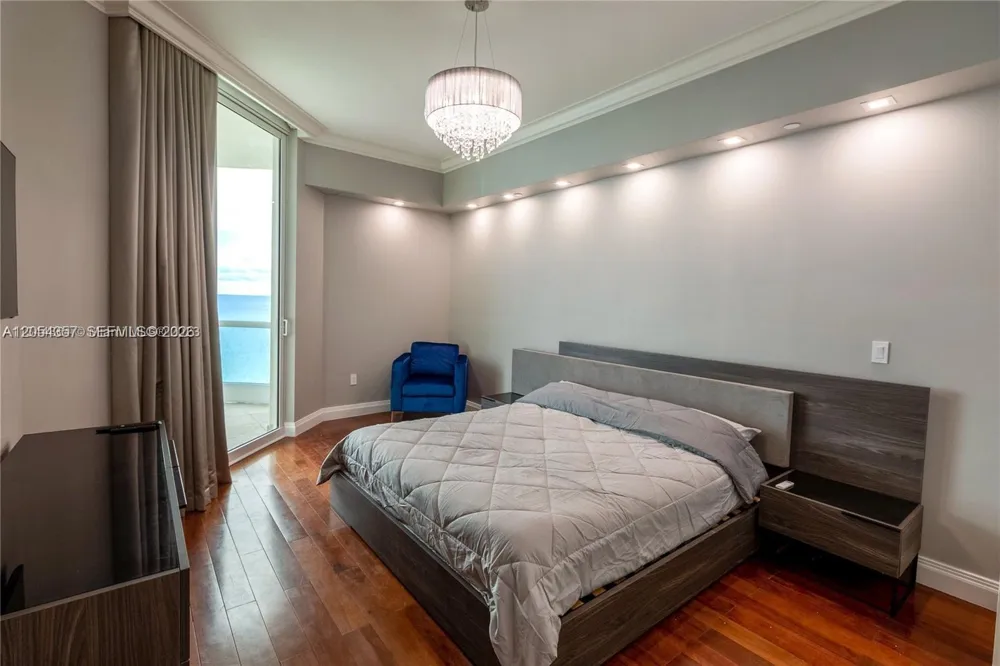 16051 Collins Ave #2402 Sunny Isles Beach, FL 33160