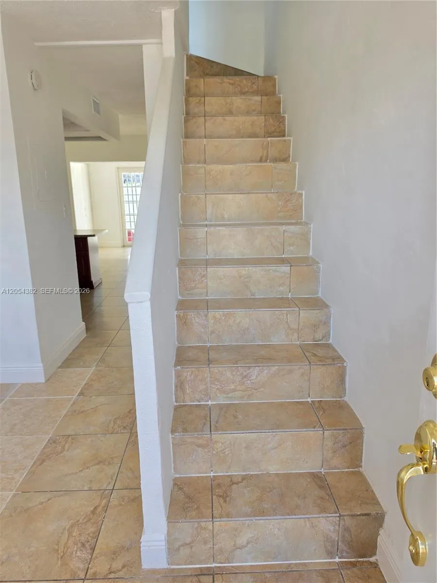 10972 SW 4th St #J2 Sweetwater, FL 33174