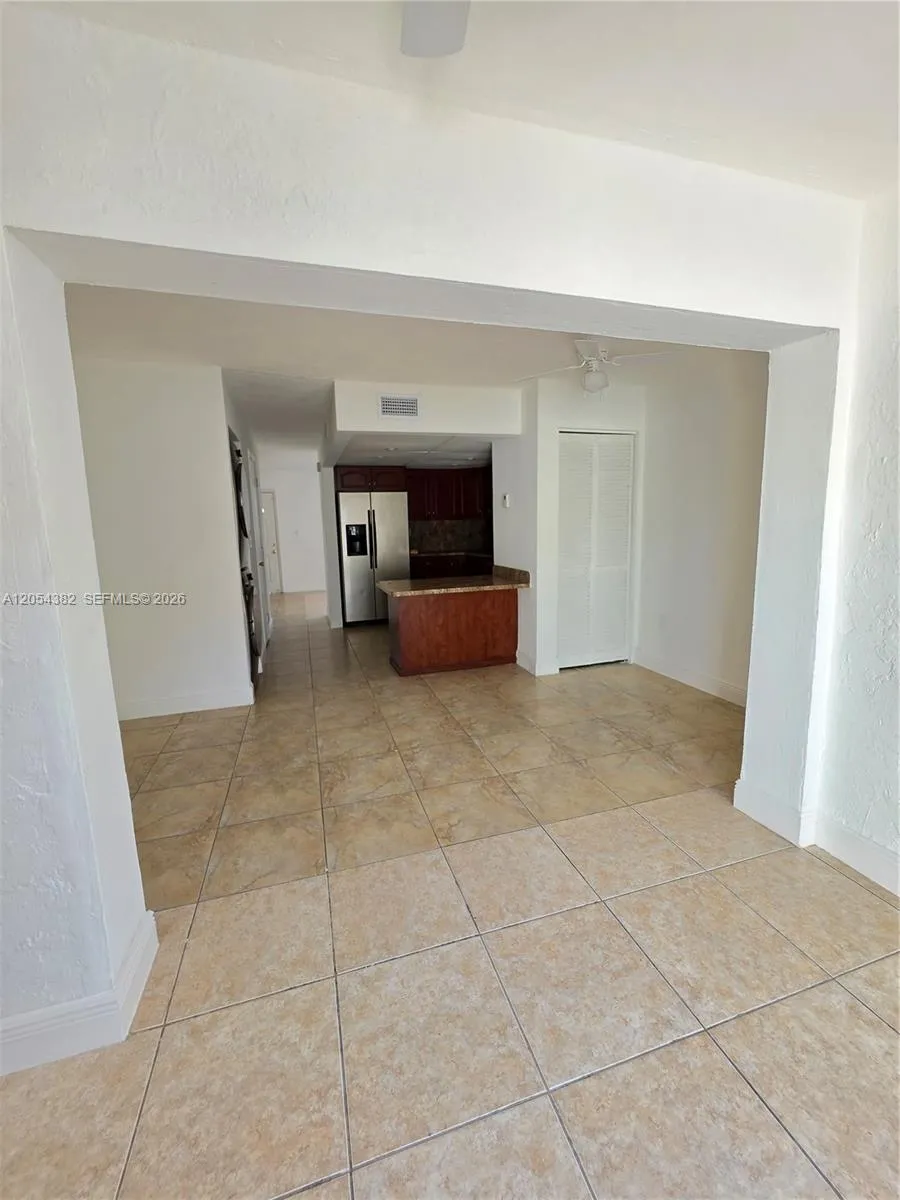 10972 SW 4th St #J2 Sweetwater, FL 33174