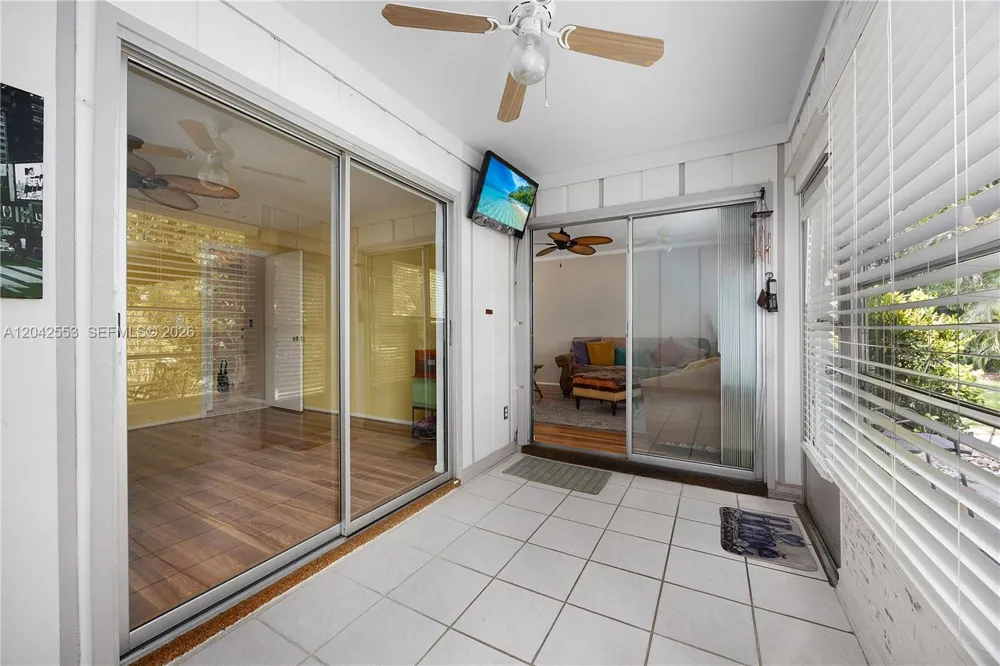 1001 Pine Isle Ln #1001 Naples, FL 34112