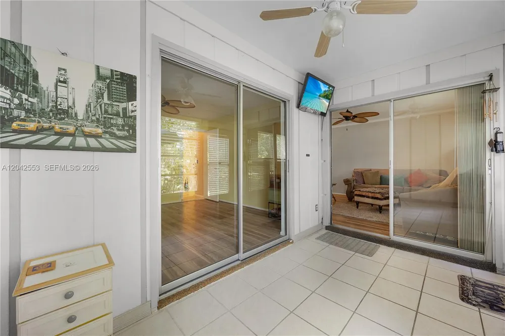 1001 Pine Isle Ln #1001 Naples, FL 34112