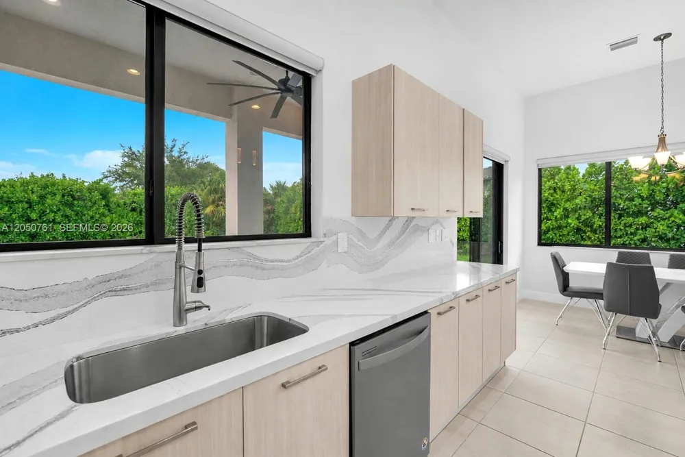 10702 SW 53rd St Cooper City, FL 33328