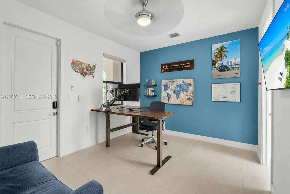 10702 SW 53rd St Cooper City, FL 33328