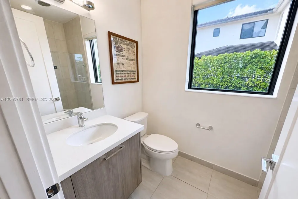 10702 SW 53rd St Cooper City, FL 33328