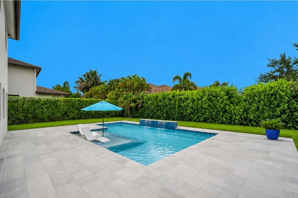 10702 SW 53rd St Cooper City, FL 33328