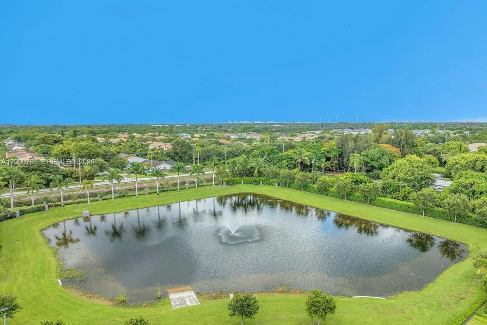 10702 SW 53rd St Cooper City, FL 33328