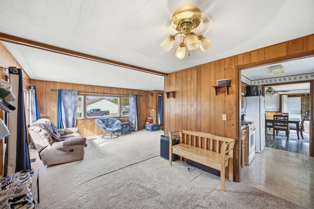 260 W Hayes Street Morton Township, MI 49332