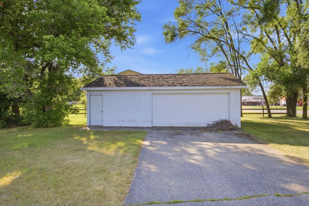260 W Hayes Street Morton Township, MI 49332