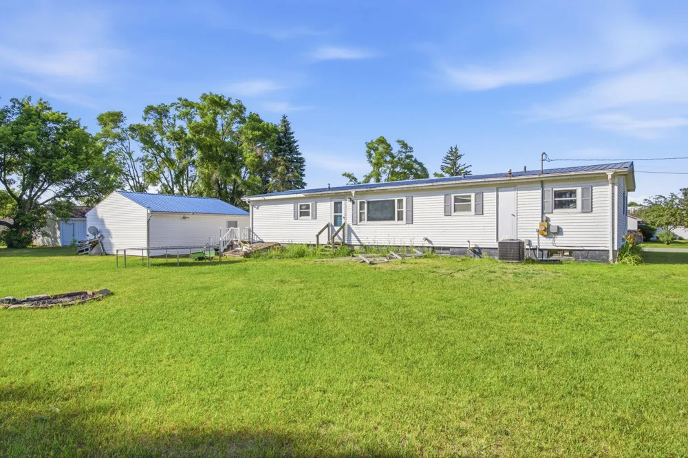 260 W Hayes Street Morton Township, MI 49332