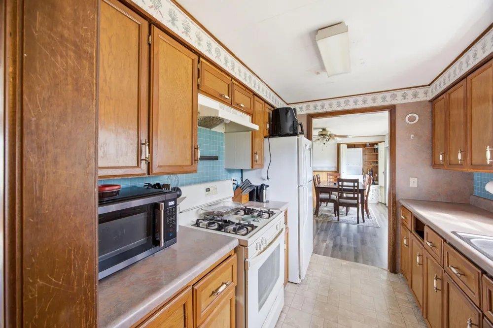 260 W Hayes Street Morton Township, MI 49332