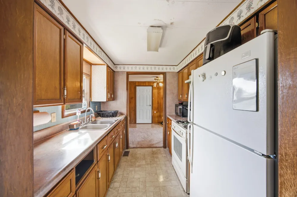 260 W Hayes Street Morton Township, MI 49332
