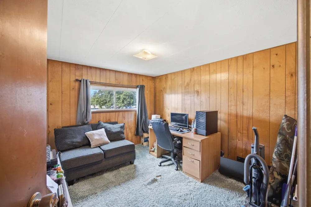 260 W Hayes Street Morton Township, MI 49332