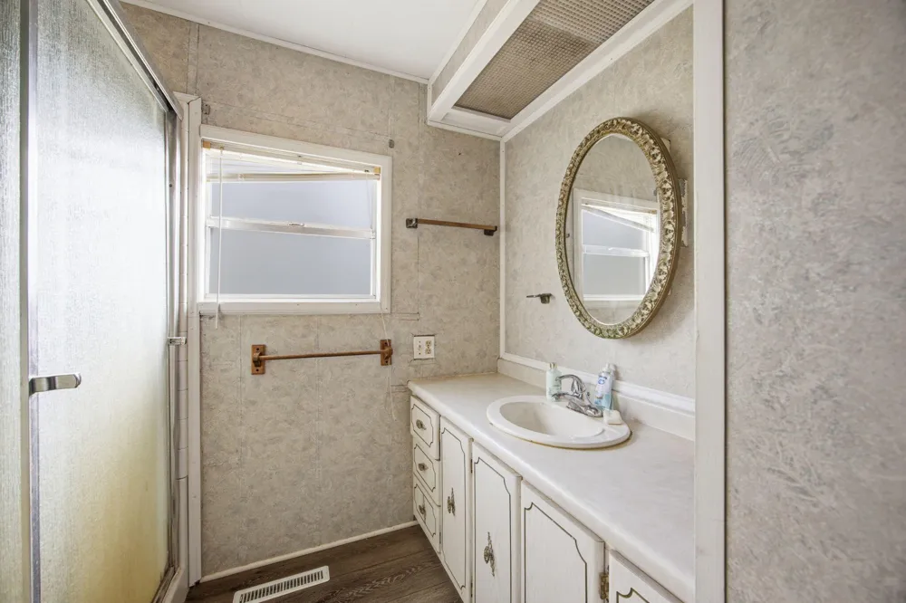260 W Hayes Street Morton Township, MI 49332