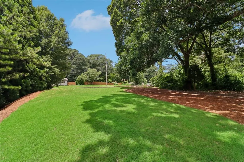 55 Grampian Way Marietta, GA 30008