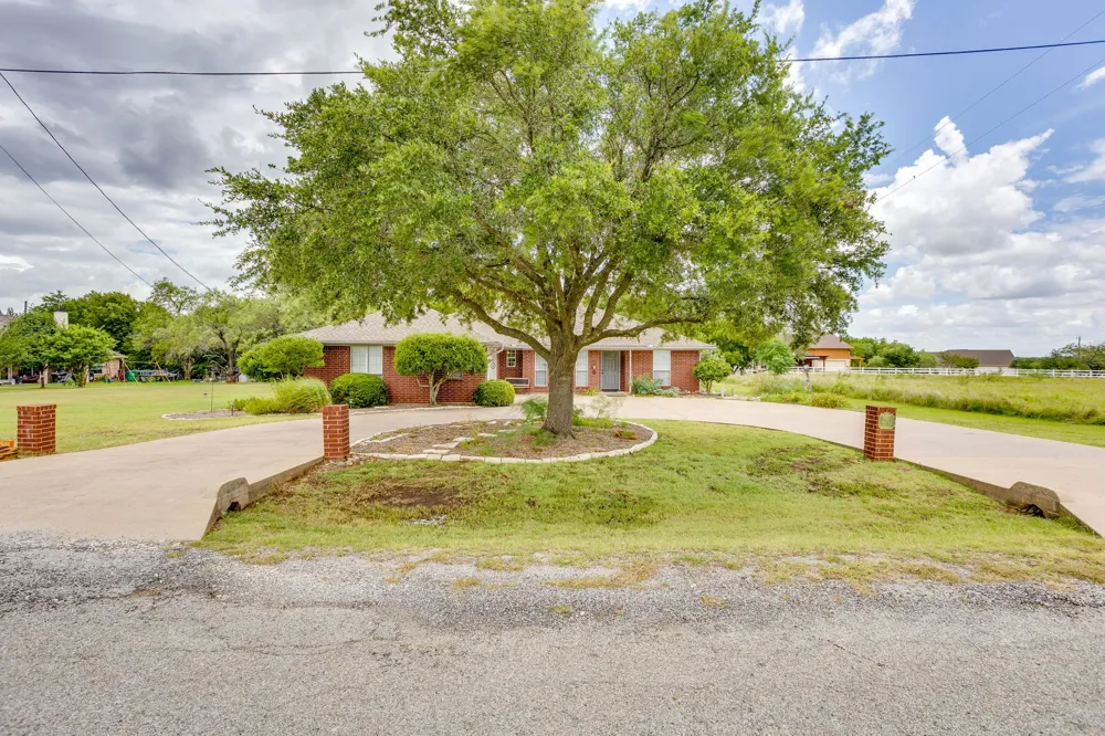 22011 Pebble Drive Whitney, TX 76692