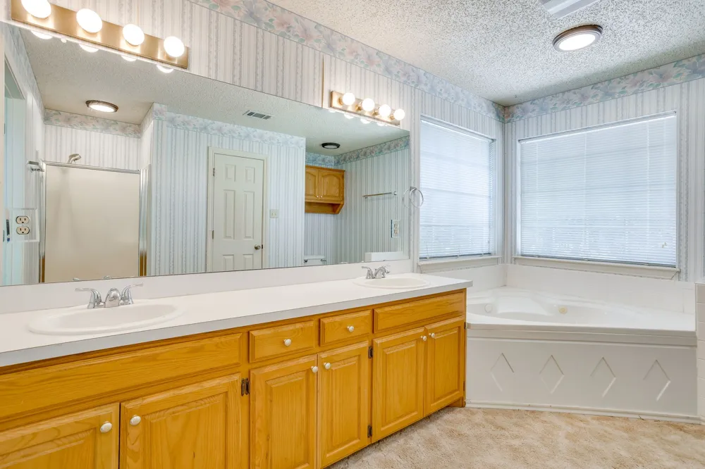 22011 Pebble Drive Whitney, TX 76692