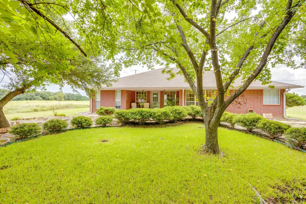 22011 Pebble Drive Whitney, TX 76692