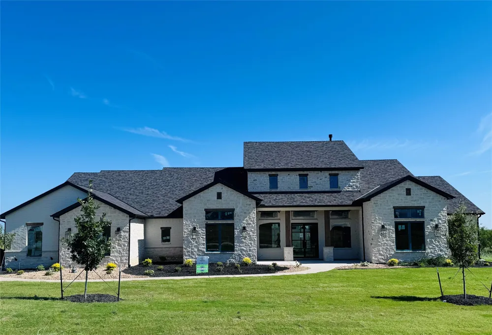 4009 Charleston Peak Aledo, TX 76008