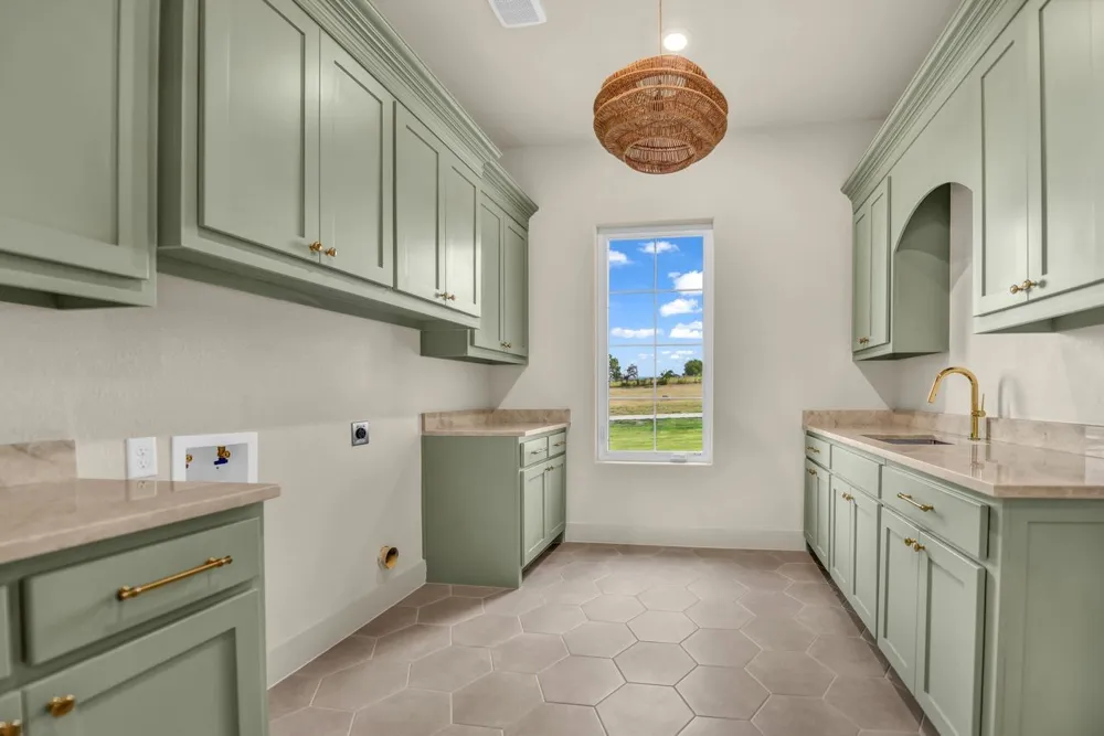 4009 Charleston Peak Aledo, TX 76008