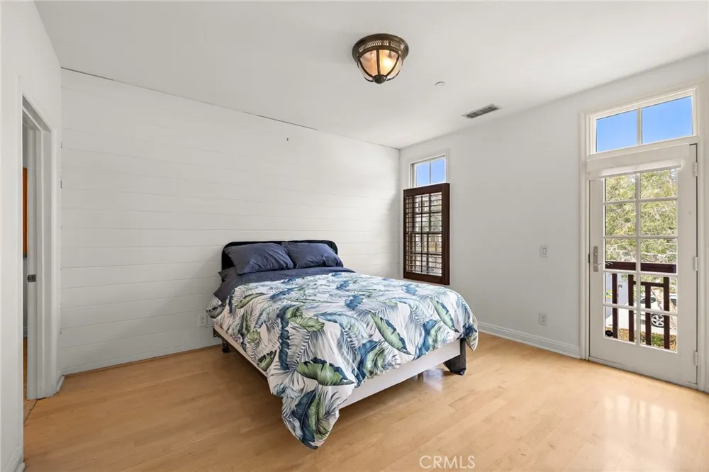 2741 Bungalow Corona del Mar, CA 92625