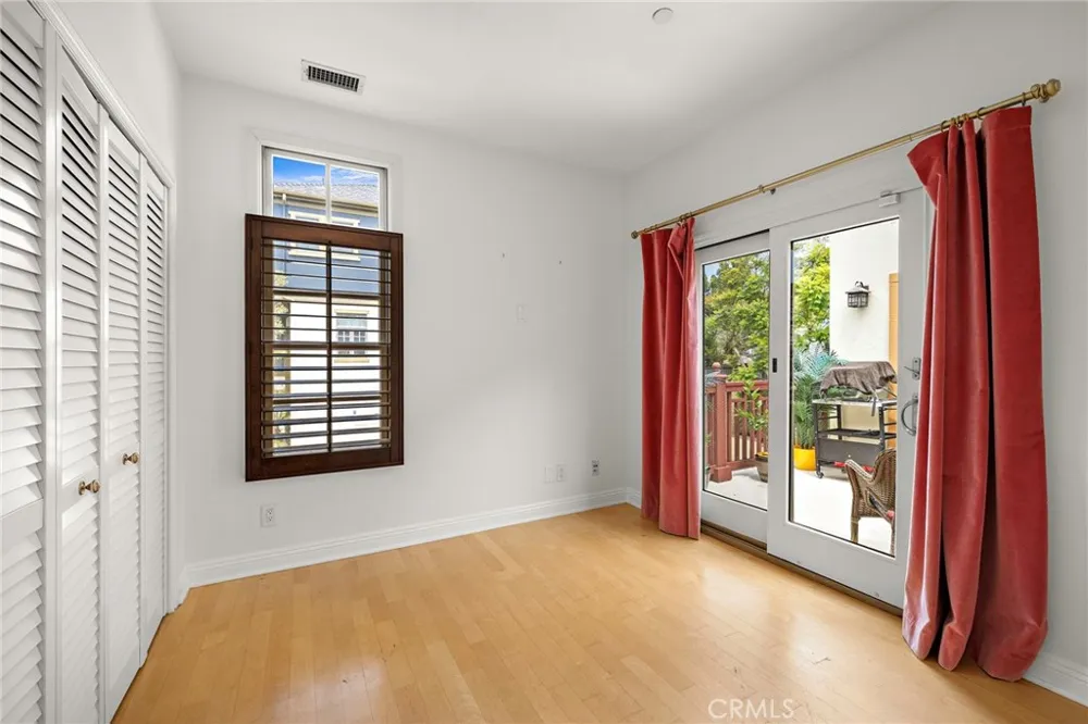 2741 Bungalow Corona del Mar, CA 92625