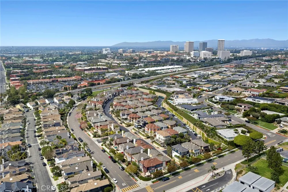 2741 Bungalow Corona del Mar, CA 92625