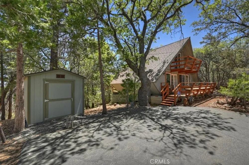 1710 Canyon Crest Big Bear Lake, CA 92315