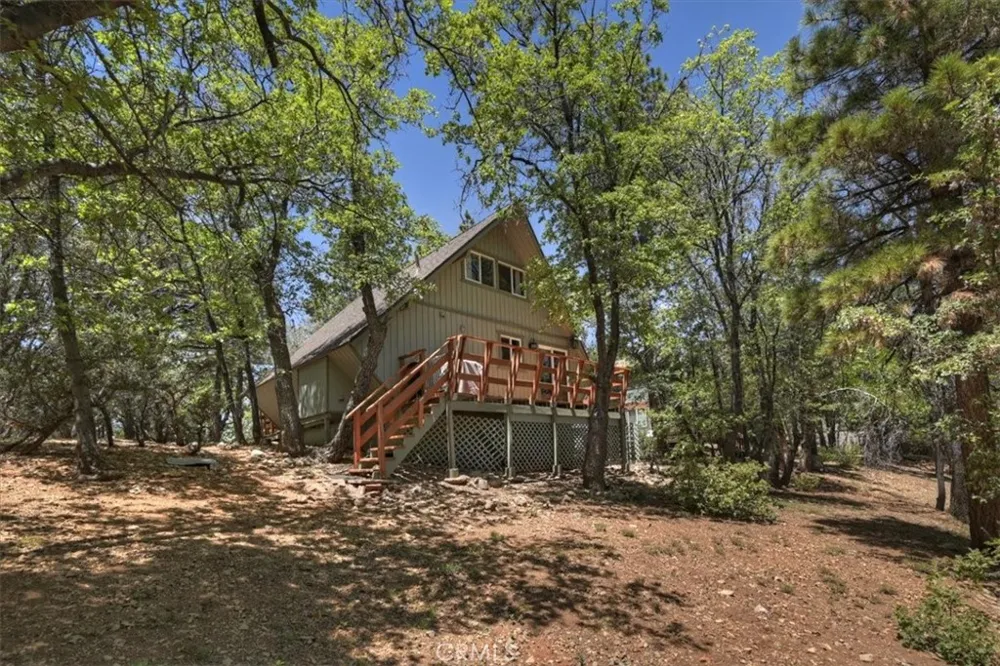 1710 Canyon Crest Big Bear Lake, CA 92315
